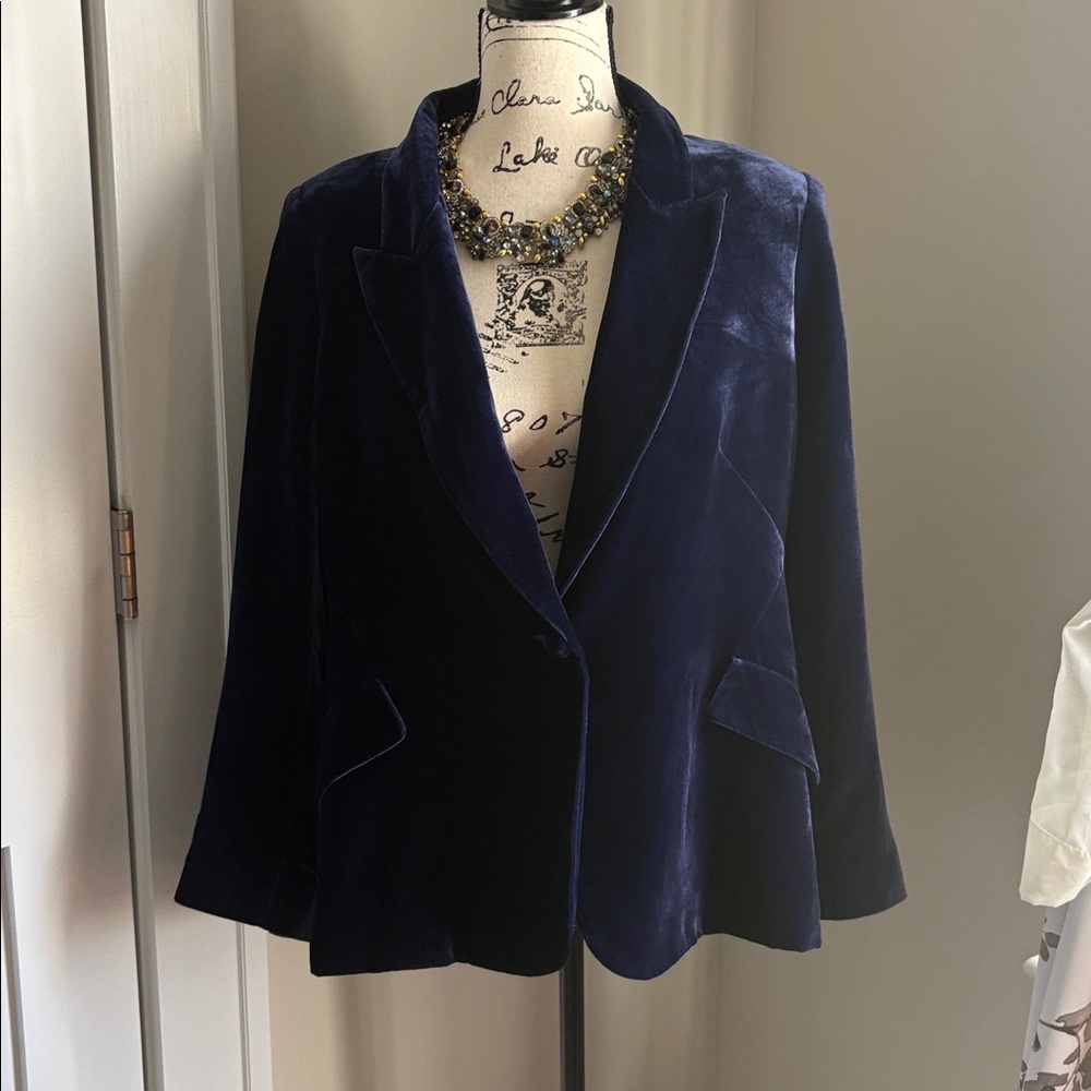 L'AGENCE Midnight Blue Velvet Blazer